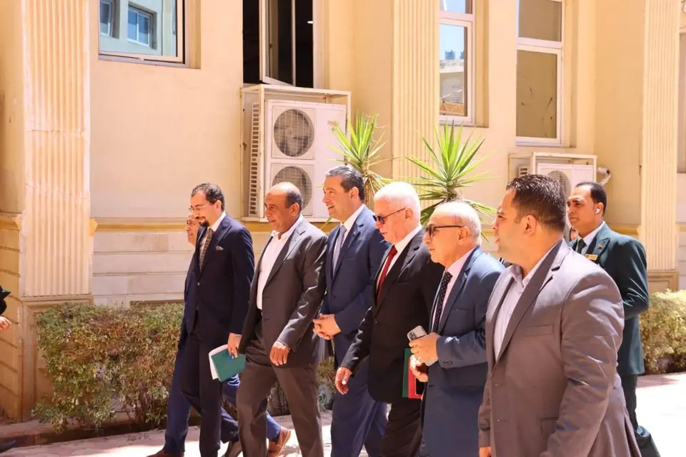الدفعة الرابعة، دفعة معالي الوزير الأستاذ الدكتور / أيمن الشهابي، محافظ دمياط.