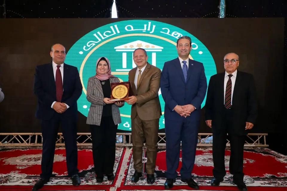 شارك الأستاذ الدكتور/ أيمن الشهابي، محافظ دمياط، في الاحتفالية التي نظمها معهد راية العالي للإدارة والتجارة الخارجية بدمياط الجديدة، بمناسبة حصول المعهد على الاعتماد المؤسسي من الهيئة القومية لضمان جودة التعليم والاعتماد