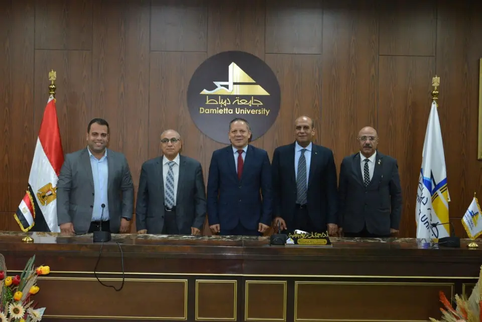ويأتي هذا التعاون تأكيدًا على رؤية معهد راية العالي في تطوير منظومته التعليمية، وتعزيز مكانته الأكاديمية، وبناء شراكات مؤسسية فاعلة تسهم في إعداد خريجين يمتلكون المعرفة والمهارات اللازمة لمواكبة متطلبات سوق العمل.