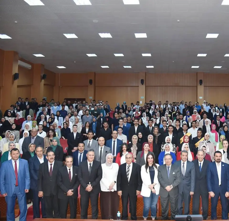 في إطار حرص معهد راية العالي للإدارة والتجارة الخارجية بدمياط الجديدة على تعزيز التعاون الأكاديمي والانفتاح على المؤسسات التعليمية الرائدة